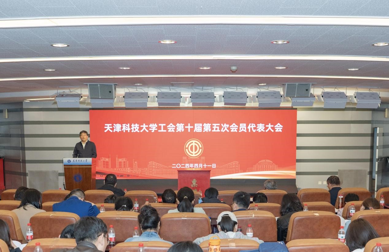 a1bfa0aa552648b29dda5dc5c8268a00.jpg a1bfa0aa552648b29dda5dc5c8268a00.jpg